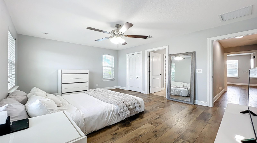 ORLANDO, Florida 32836, 5 Bedrooms Bedrooms, ,4 BathroomsBathrooms,Residential,For Sale,LAVANDE,0,MFRO6320957