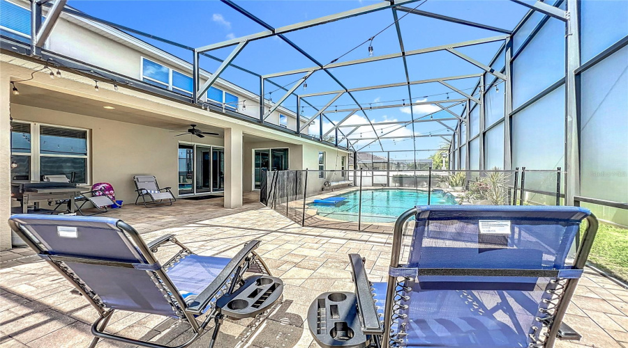 ORLANDO, Florida 32836, 5 Bedrooms Bedrooms, ,4 BathroomsBathrooms,Residential,For Sale,LAVANDE,0,MFRO6320957