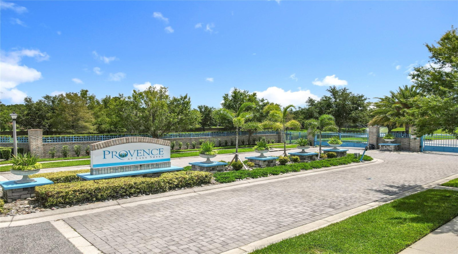 ORLANDO, Florida 32836, 5 Bedrooms Bedrooms, ,4 BathroomsBathrooms,Residential,For Sale,LAVANDE,0,MFRO6320957