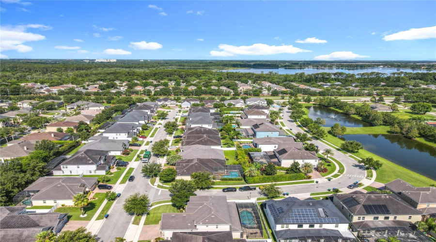 ORLANDO, Florida 32836, 5 Bedrooms Bedrooms, ,4 BathroomsBathrooms,Residential,For Sale,LAVANDE,0,MFRO6320957