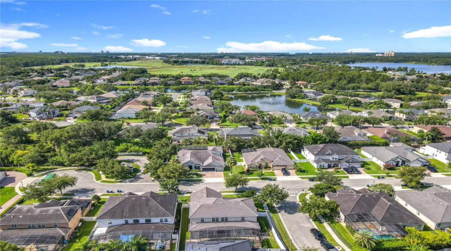 ORLANDO, Florida 32836, 5 Bedrooms Bedrooms, ,4 BathroomsBathrooms,Residential,For Sale,LAVANDE,0,MFRO6320957