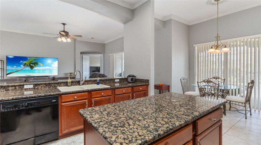 KISSIMMEE, Florida 34746, 4 Bedrooms Bedrooms, ,2 BathroomsBathrooms,Residential,For Sale,SOMERSET,0,MFRO6376184