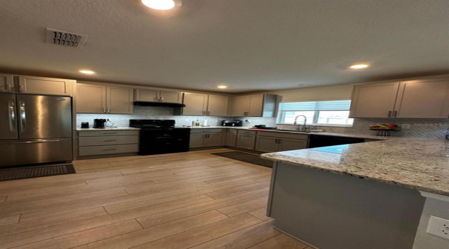 DAVENPORT, Florida 33837, 3 Bedrooms Bedrooms, ,2 BathroomsBathrooms,Residential,For Sale,PRESERVE,0,MFRG5099518