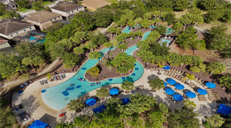 DAVENPORT, Florida 33837, 6 Bedrooms Bedrooms, ,4 BathroomsBathrooms,Residential,For Sale,OAKTREE,0,MFRO6375379