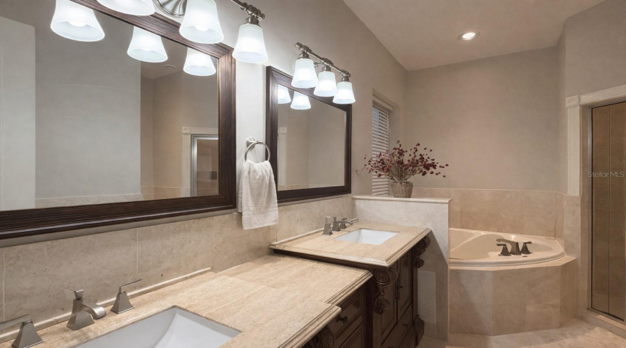 REUNION, Florida 34747, 4 Bedrooms Bedrooms, ,4 BathroomsBathrooms,Residential,For Sale,REUNION,0,MFRS5142348