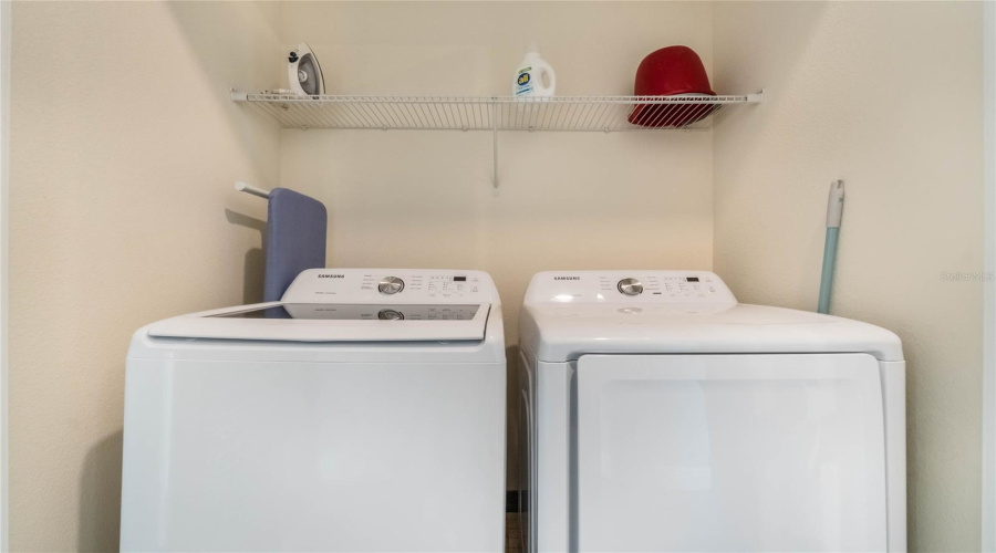 KISSIMMEE, Florida 34747, 4 Bedrooms Bedrooms, ,3 BathroomsBathrooms,Residential,For Sale,SANDY TOES,0,MFRS5142398