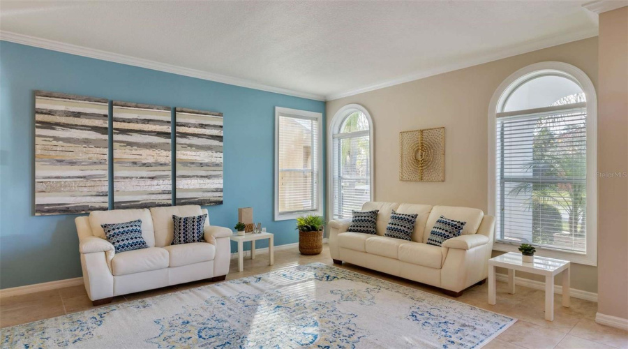 KISSIMMEE, Florida 34746, 6 Bedrooms Bedrooms, ,5 BathroomsBathrooms,Residential,For Sale,LAS FUENTES,0,MFRO6376325