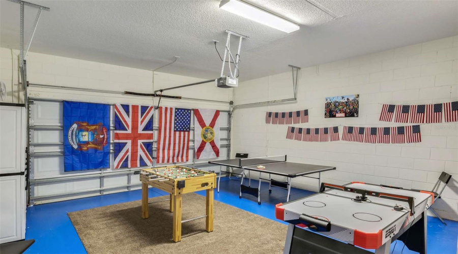 KISSIMMEE, Florida 34746, 6 Bedrooms Bedrooms, ,5 BathroomsBathrooms,Residential,For Sale,LAS FUENTES,0,MFRO6376325