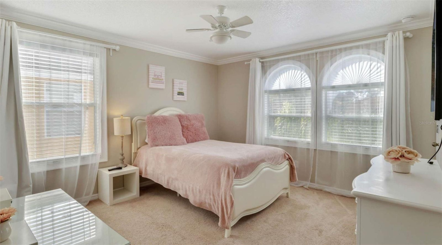 KISSIMMEE, Florida 34746, 6 Bedrooms Bedrooms, ,5 BathroomsBathrooms,Residential,For Sale,LAS FUENTES,0,MFRO6376325