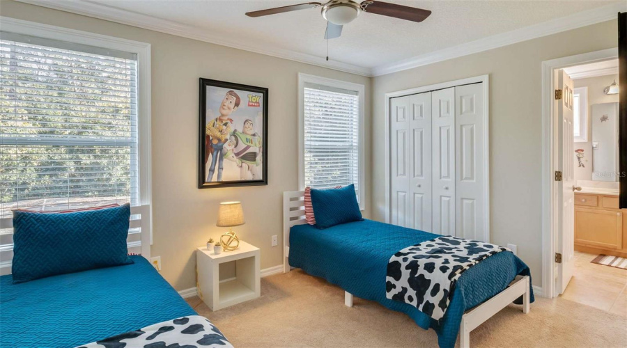 KISSIMMEE, Florida 34746, 6 Bedrooms Bedrooms, ,5 BathroomsBathrooms,Residential,For Sale,LAS FUENTES,0,MFRO6376325