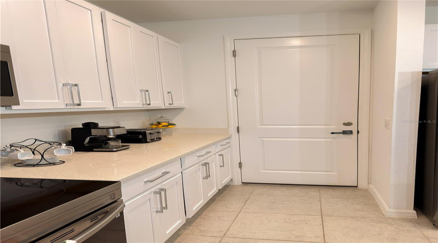 DAVENPORT, Florida 33896, 3 Bedrooms Bedrooms, ,2 BathroomsBathrooms,Residential,For Sale,LONGBOAT,0,MFRO6376511