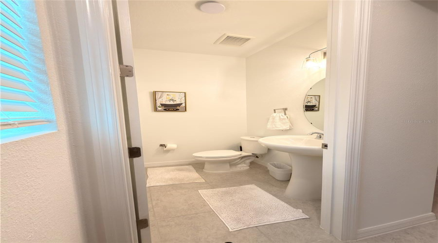 DAVENPORT, Florida 33896, 3 Bedrooms Bedrooms, ,2 BathroomsBathrooms,Residential,For Sale,LONGBOAT,0,MFRO6376511