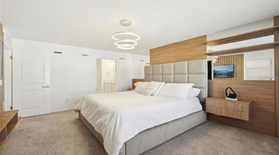 DAVENPORT, Florida 33896, 3 Bedrooms Bedrooms, ,2 BathroomsBathrooms,Residential,For Sale,LONGBOAT,0,MFRO6376511