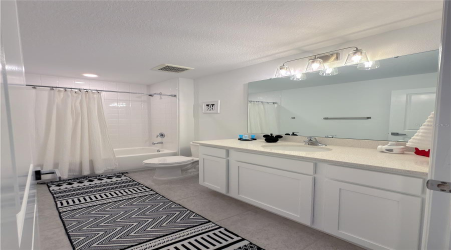 DAVENPORT, Florida 33896, 3 Bedrooms Bedrooms, ,2 BathroomsBathrooms,Residential,For Sale,LONGBOAT,0,MFRO6376511