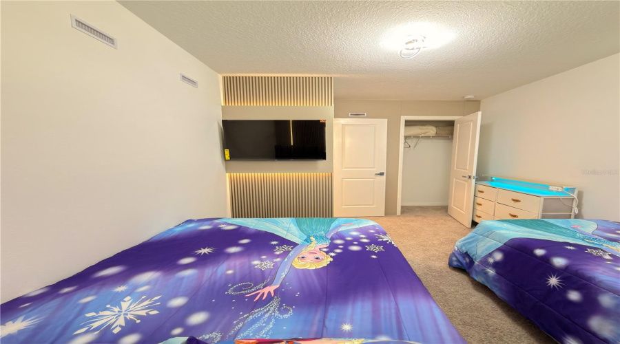 DAVENPORT, Florida 33896, 3 Bedrooms Bedrooms, ,2 BathroomsBathrooms,Residential,For Sale,LONGBOAT,0,MFRO6376511