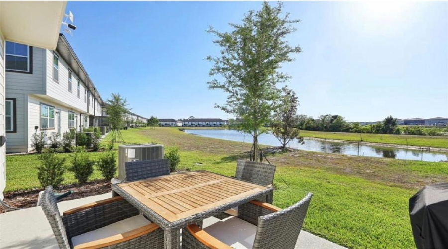 DAVENPORT, Florida 33896, 3 Bedrooms Bedrooms, ,2 BathroomsBathrooms,Residential,For Sale,LONGBOAT,0,MFRO6376511