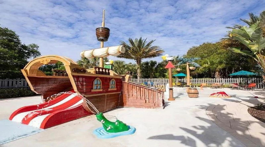 DAVENPORT, Florida 33896, 3 Bedrooms Bedrooms, ,2 BathroomsBathrooms,Residential,For Sale,LONGBOAT,0,MFRO6376511