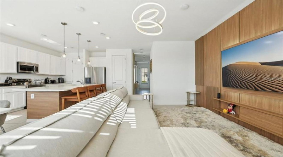 DAVENPORT, Florida 33896, 3 Bedrooms Bedrooms, ,2 BathroomsBathrooms,Residential,For Sale,LONGBOAT,0,MFRO6376511