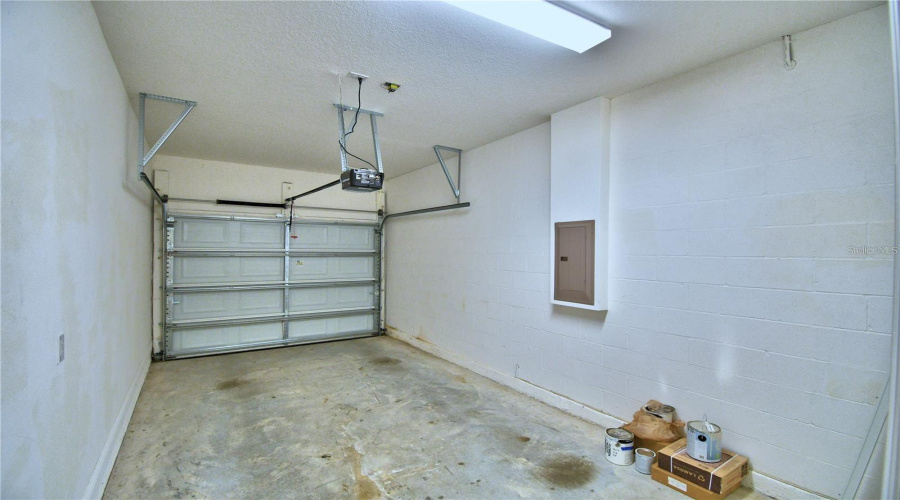 DAVENPORT, Florida 33896, 4 Bedrooms Bedrooms, ,3 BathroomsBathrooms,Residential,For Sale,ABERDEEN,0,MFRO6376344