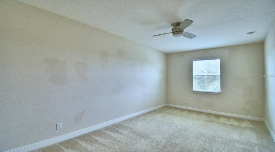 DAVENPORT, Florida 33896, 4 Bedrooms Bedrooms, ,3 BathroomsBathrooms,Residential,For Sale,ABERDEEN,0,MFRO6376344