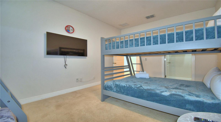 DAVENPORT, Florida 33896, 4 Bedrooms Bedrooms, ,3 BathroomsBathrooms,Residential,For Sale,ABERDEEN,0,MFRO6376344