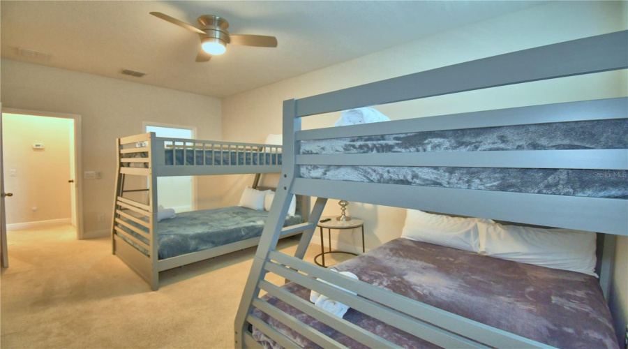 DAVENPORT, Florida 33896, 4 Bedrooms Bedrooms, ,3 BathroomsBathrooms,Residential,For Sale,ABERDEEN,0,MFRO6376344