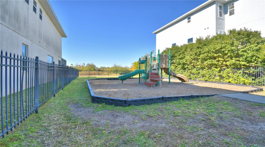 DAVENPORT, Florida 33896, 4 Bedrooms Bedrooms, ,3 BathroomsBathrooms,Residential,For Sale,ABERDEEN,0,MFRO6376344