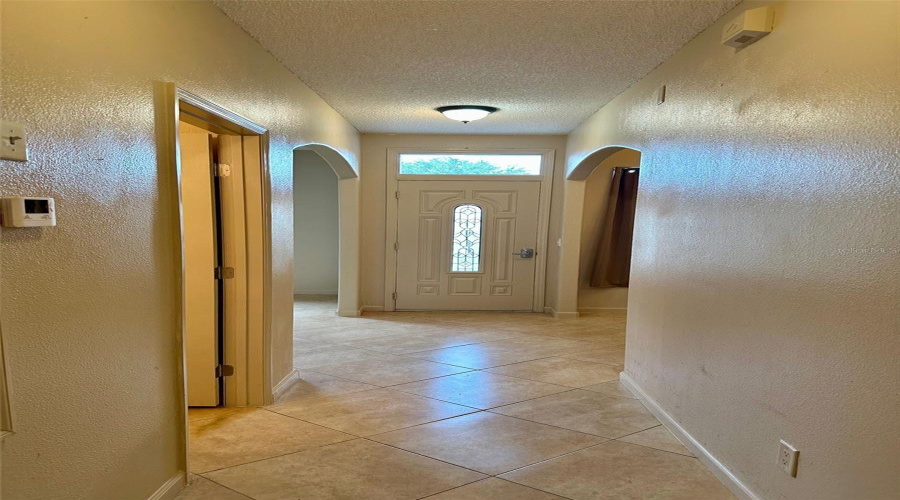 DAVENPORT, Florida 33837, 5 Bedrooms Bedrooms, ,3 BathroomsBathrooms,Residential,For Sale,KNOLLWOOD,0,MFRO6375905