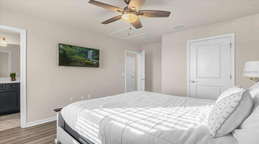 DAVENPORT, Florida 33897, 5 Bedrooms Bedrooms, ,5 BathroomsBathrooms,Residential,For Sale,KONA,0,MFRO6376217