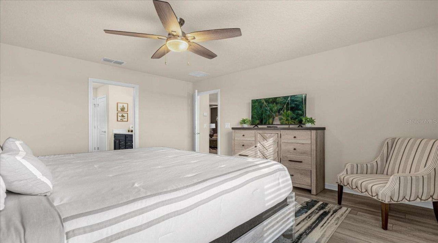 DAVENPORT, Florida 33897, 5 Bedrooms Bedrooms, ,5 BathroomsBathrooms,Residential,For Sale,KONA,0,MFRO6376217