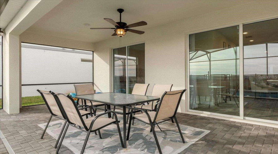 DAVENPORT, Florida 33897, 5 Bedrooms Bedrooms, ,5 BathroomsBathrooms,Residential,For Sale,KONA,0,MFRO6376217