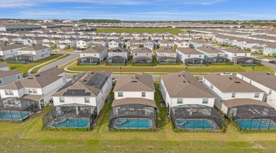 DAVENPORT, Florida 33897, 5 Bedrooms Bedrooms, ,5 BathroomsBathrooms,Residential,For Sale,KONA,0,MFRO6376217