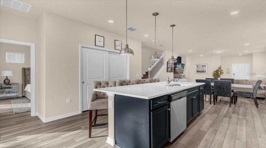 DAVENPORT, Florida 33897, 5 Bedrooms Bedrooms, ,5 BathroomsBathrooms,Residential,For Sale,KONA,0,MFRO6376217