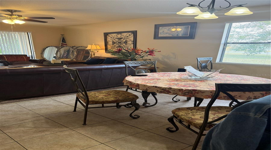 Dining Area / Family Combo