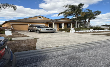 KISSIMMEE, Florida 34746, 3 Bedrooms Bedrooms, ,2 BathroomsBathrooms,Residential,For Sale,SWINGLE,0,MFRR4910600