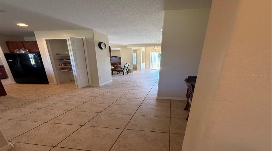 Hallway to Kitchen/Entry