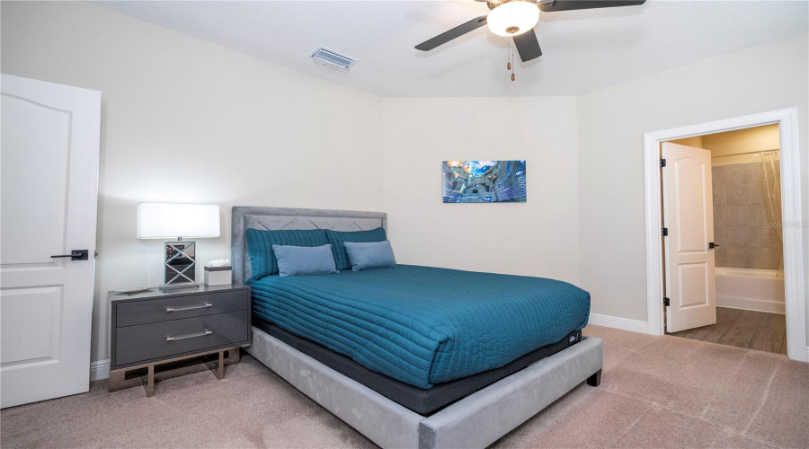 KISSIMMEE, Florida 34747, 6 Bedrooms Bedrooms, ,4 BathroomsBathrooms,Residential,For Sale,SOMERSWORTH,0,MFRO6374894