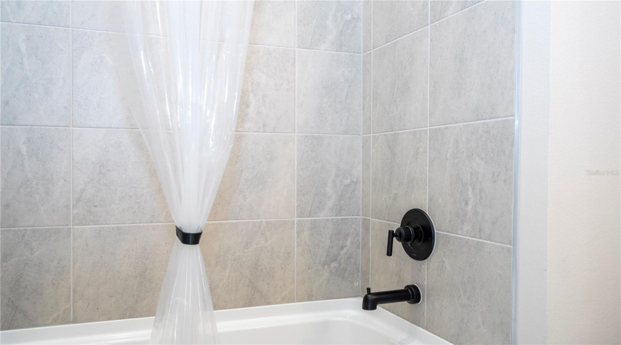 KISSIMMEE, Florida 34747, 6 Bedrooms Bedrooms, ,4 BathroomsBathrooms,Residential,For Sale,SOMERSWORTH,0,MFRO6374894