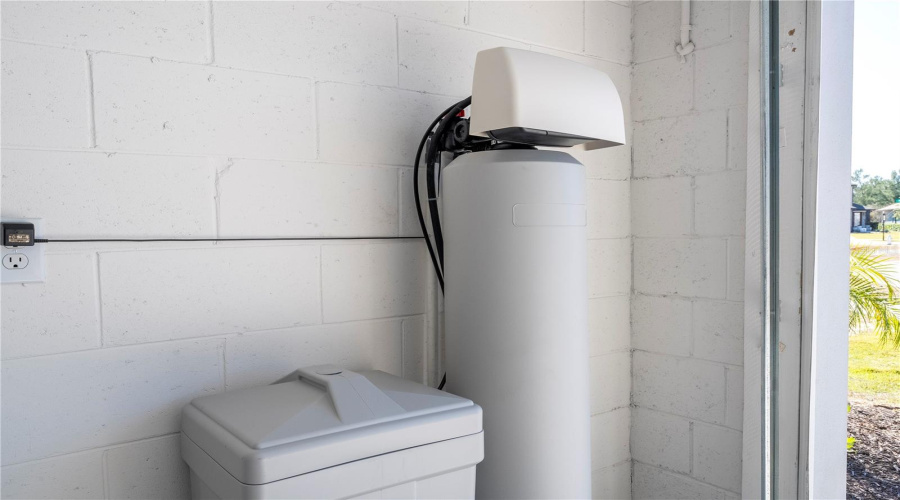 KISSIMMEE, Florida 34747, 6 Bedrooms Bedrooms, ,4 BathroomsBathrooms,Residential,For Sale,SOMERSWORTH,0,MFRO6374894