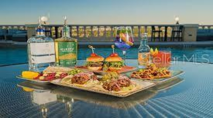 KISSIMMEE, Florida 34747, 6 Bedrooms Bedrooms, ,4 BathroomsBathrooms,Residential,For Sale,SOMERSWORTH,0,MFRO6374894