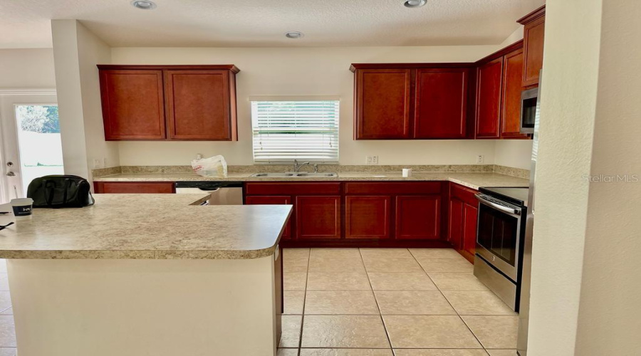 KISSIMMEE, Florida 34746, 3 Bedrooms Bedrooms, ,2 BathroomsBathrooms,Residential,For Sale,GULF SHORE,0,MFRO6376621
