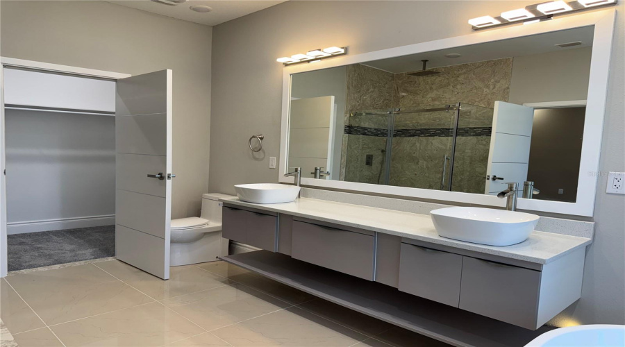 DAVENPORT, Florida 33837, 4 Bedrooms Bedrooms, ,3 BathroomsBathrooms,Residential,For Sale,GREENBRIAR,0,MFRO6335792