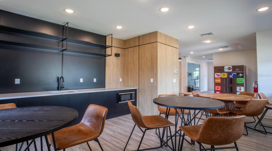 make this clubhouse your work station