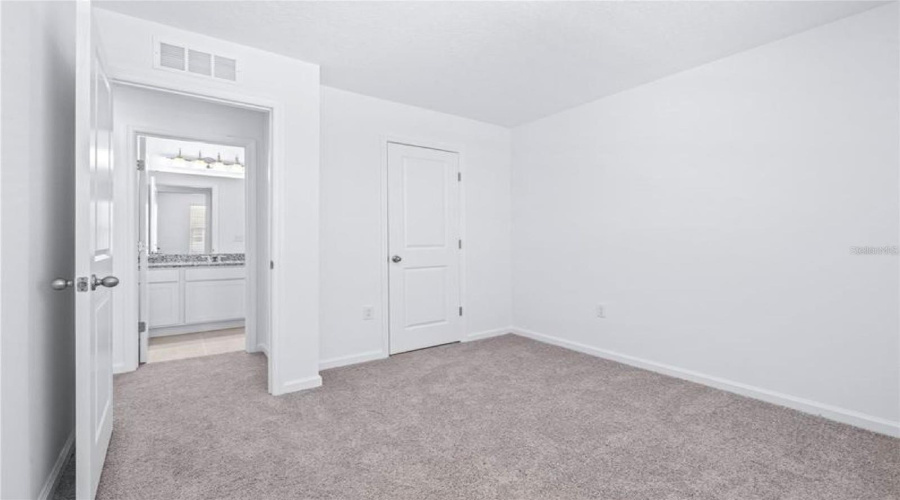 DAVENPORT, Florida 33837, 3 Bedrooms Bedrooms, ,2 BathroomsBathrooms,Residential,For Sale,VESARA,0,MFRO6375877