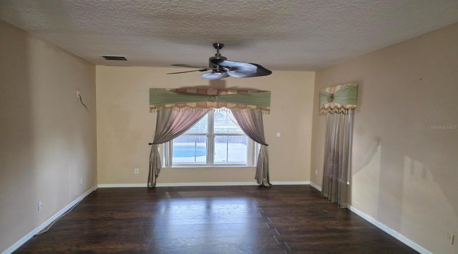 KISSIMMEE, Florida 34746, 4 Bedrooms Bedrooms, ,2 BathroomsBathrooms,Residential,For Sale,STAR GRASS,0,MFRS5142416