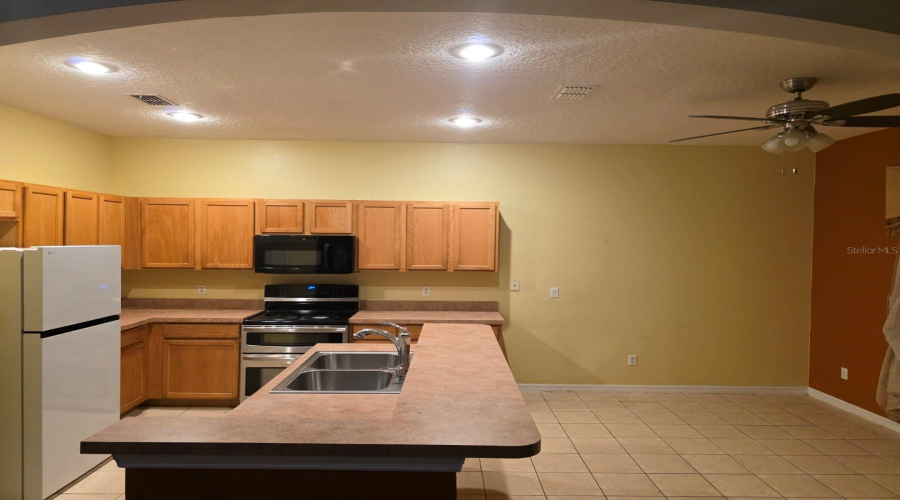 KISSIMMEE, Florida 34746, 4 Bedrooms Bedrooms, ,2 BathroomsBathrooms,Residential,For Sale,STAR GRASS,0,MFRS5142416