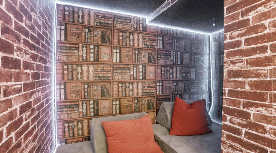 DAVENPORT, Florida 33896, 6 Bedrooms Bedrooms, ,5 BathroomsBathrooms,Residential,For Sale,TAKEAWAY,0,MFRS5142382