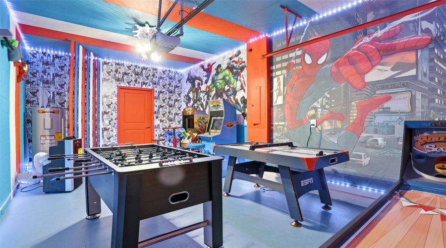 DAVENPORT, Florida 33896, 6 Bedrooms Bedrooms, ,5 BathroomsBathrooms,Residential,For Sale,TAKEAWAY,0,MFRS5142382