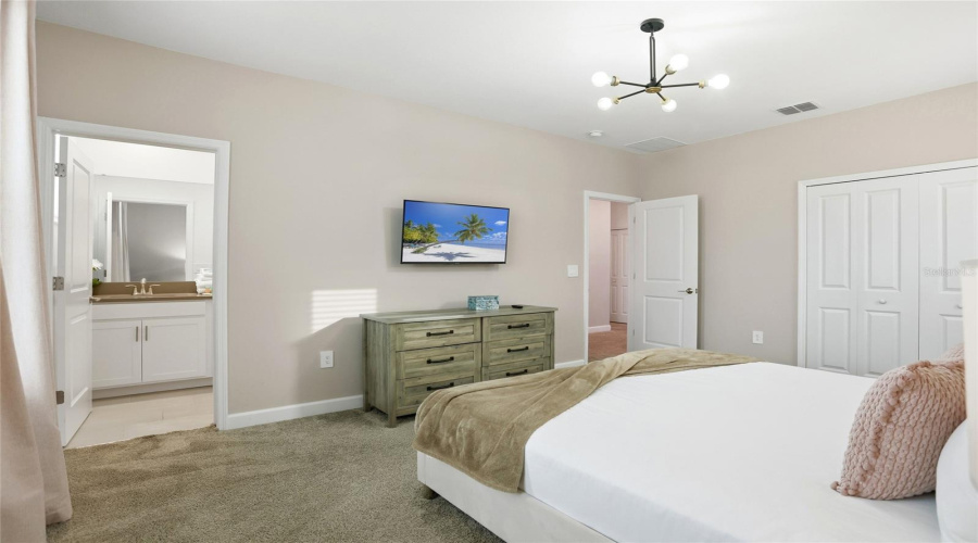 DAVENPORT, Florida 33896, 6 Bedrooms Bedrooms, ,5 BathroomsBathrooms,Residential,For Sale,TAKEAWAY,0,MFRS5142382