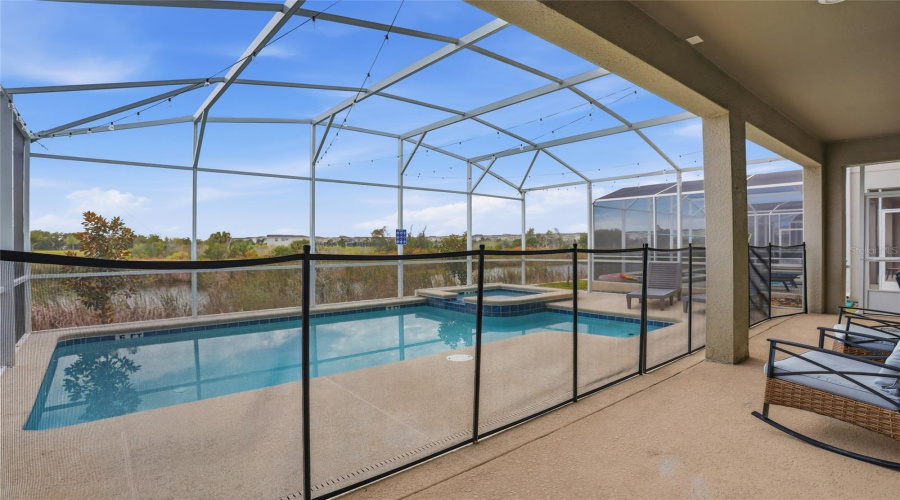 DAVENPORT, Florida 33896, 6 Bedrooms Bedrooms, ,5 BathroomsBathrooms,Residential,For Sale,TAKEAWAY,0,MFRS5142382